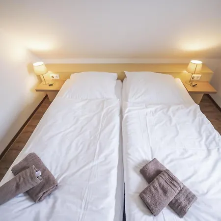 Feriehus Ferienhaeuser In Ostfriesland Greetsiel